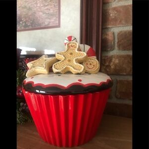 Rare Vintage Gingerbread Man Cupcake Cookie Jar